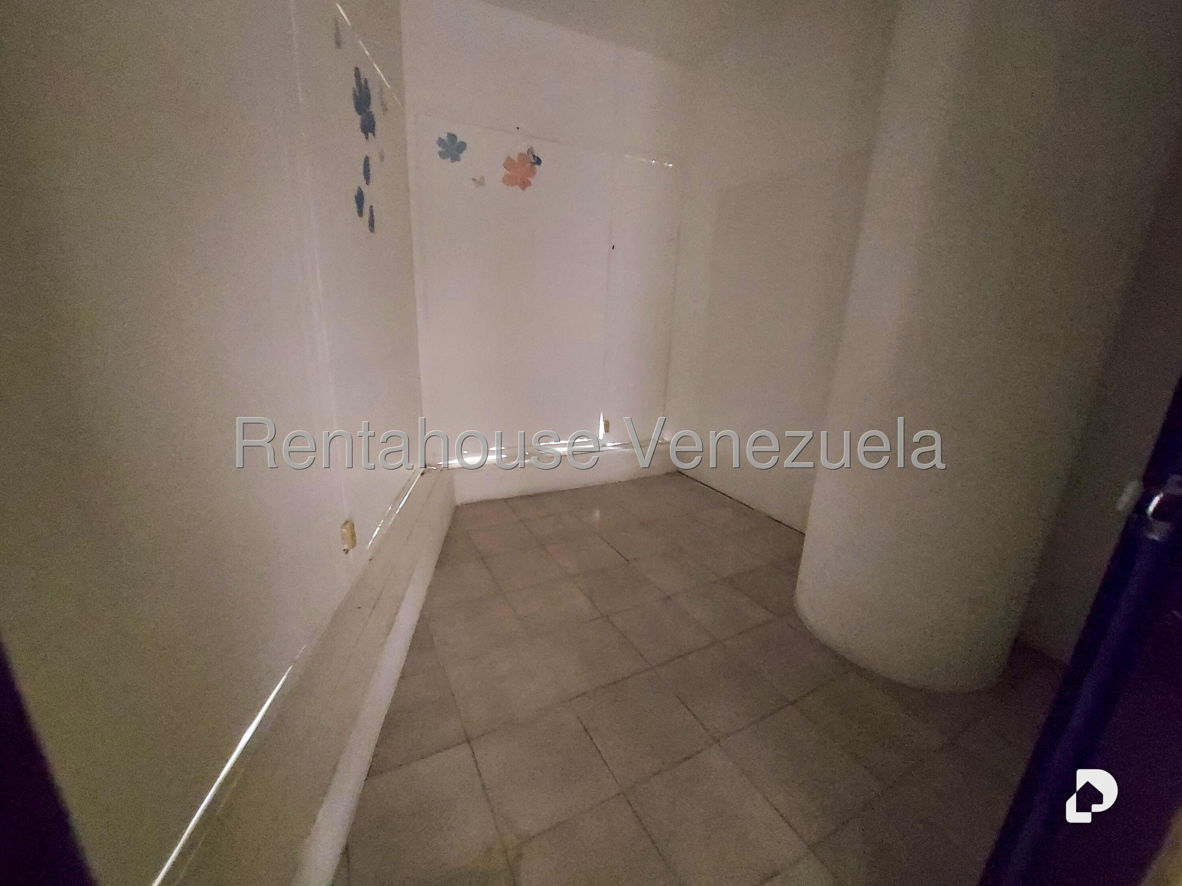 Local comercial en Terrazas del Ávila, Caracas – 11