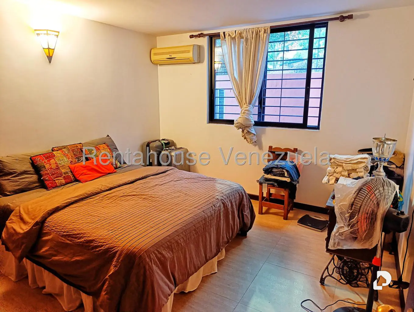Apartamento en Colinas de La Tahona, Caracas – 16