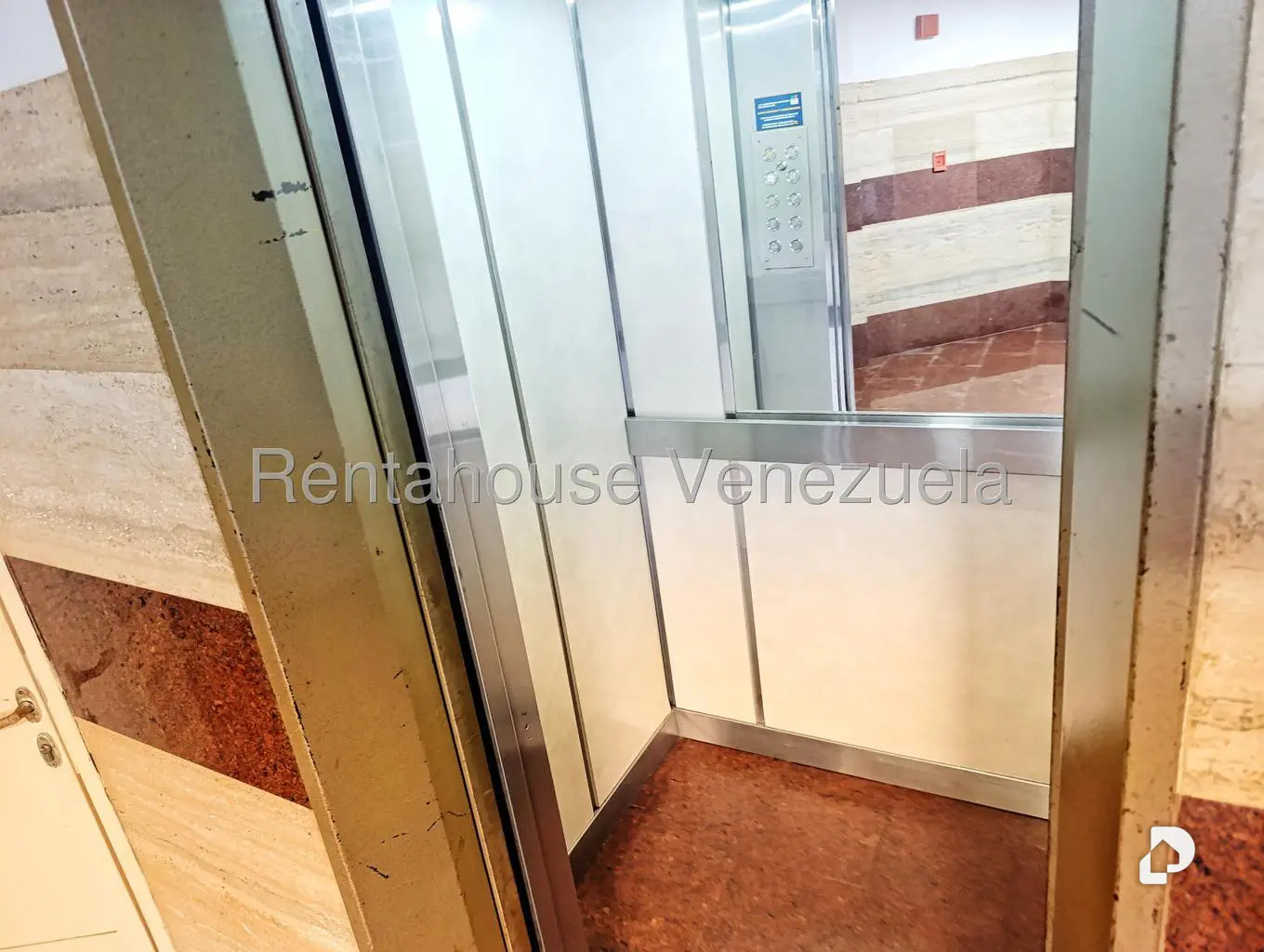 Apartamento en Colinas de La Tahona, Caracas – 3