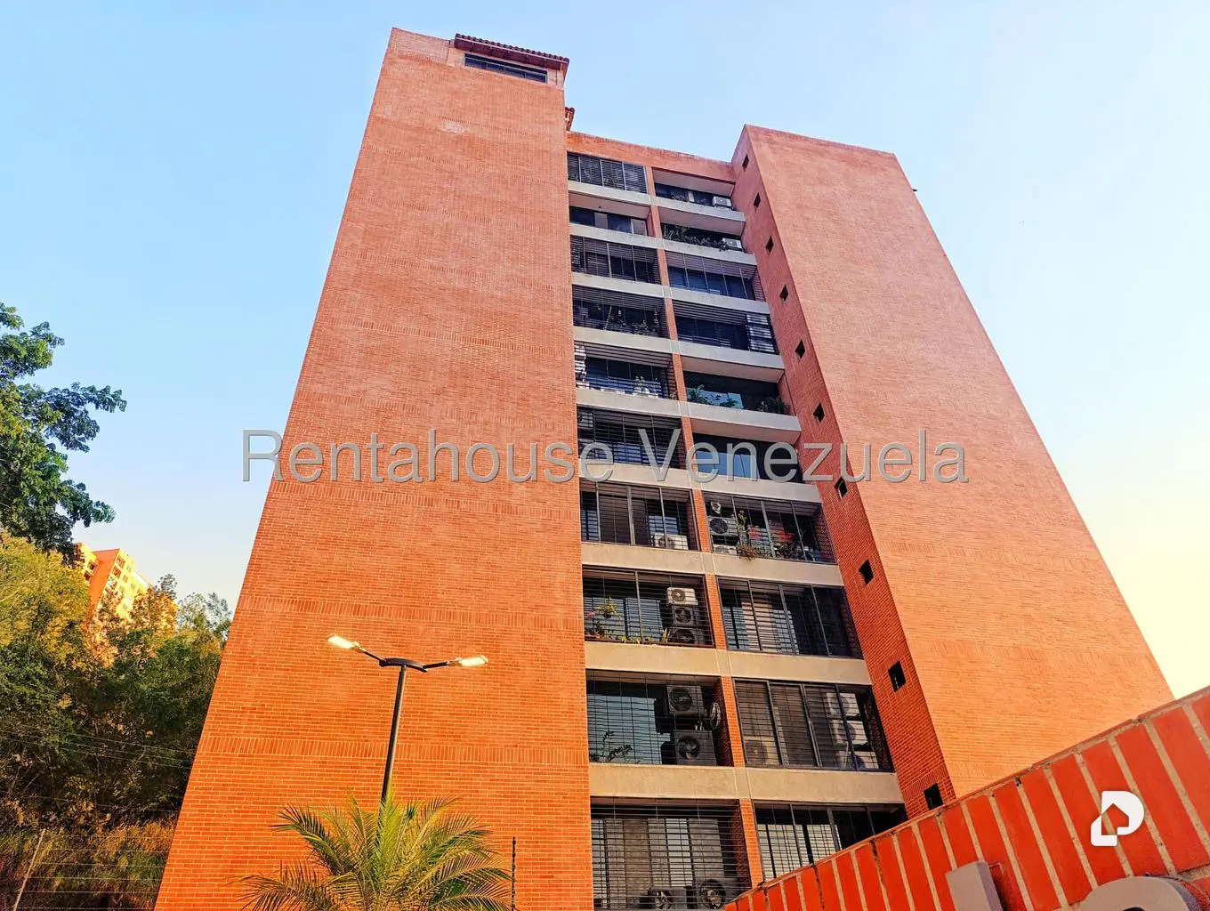 Apartamento en Colinas de La Tahona, Caracas – 1