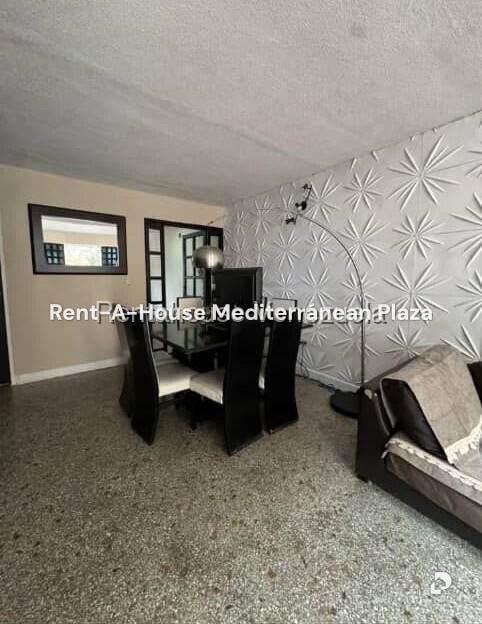 Casa en La Esmeralda, San Diego – 3