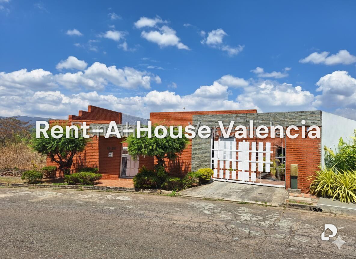 Casa en Altos de Guataparo, Valencia – 1