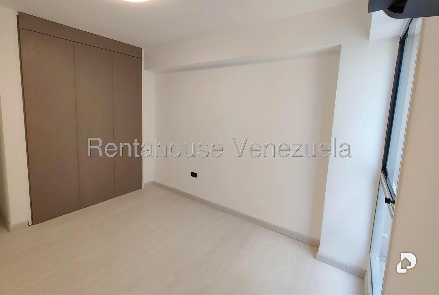 Apartamento en Santa Fe Sur, Caracas – 15