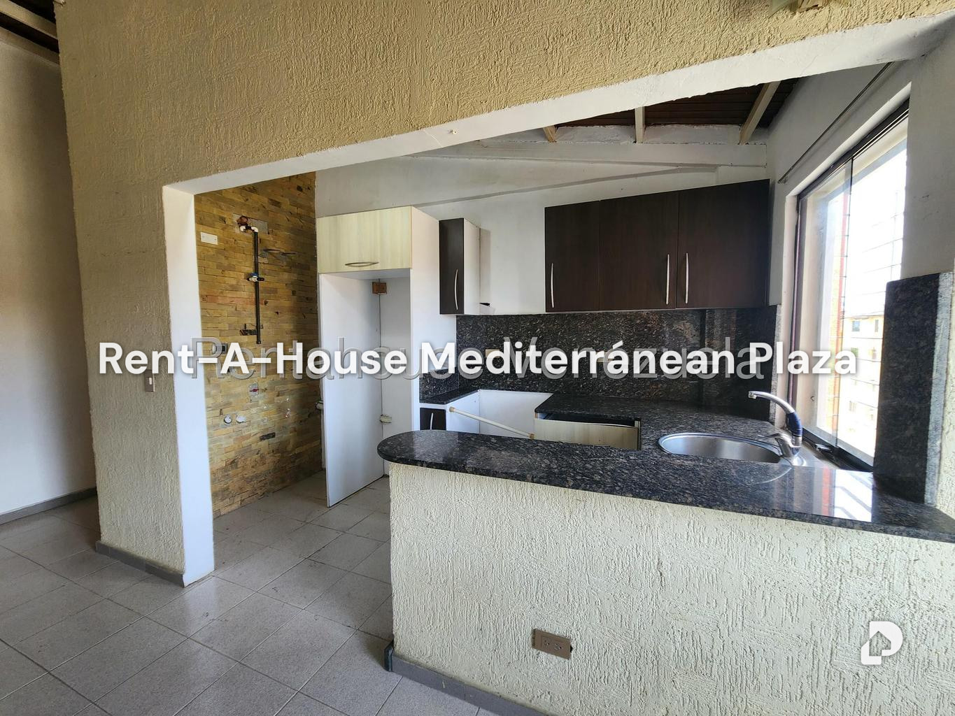 Apartment in Paraparal, Los Guayos – 6