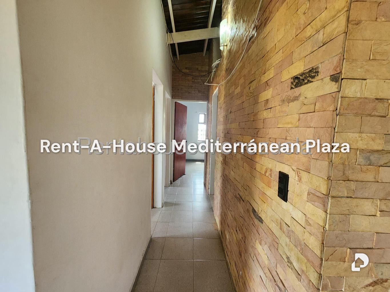 Apartment in Paraparal, Los Guayos – 8