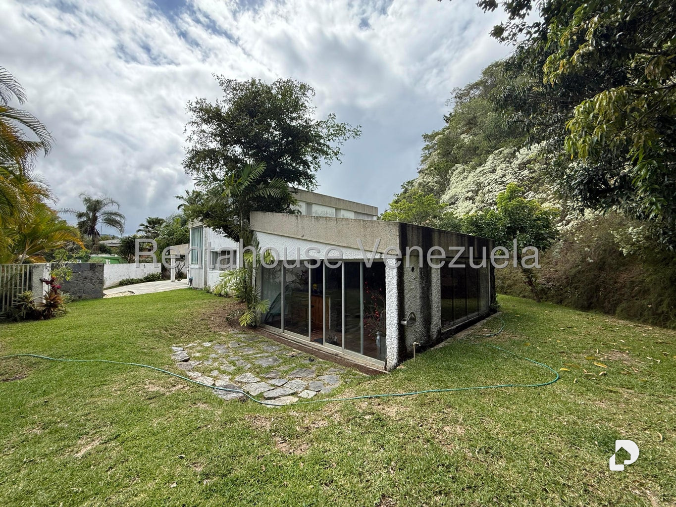 Casa en Colinas del Tamanaco, Caracas – 1
