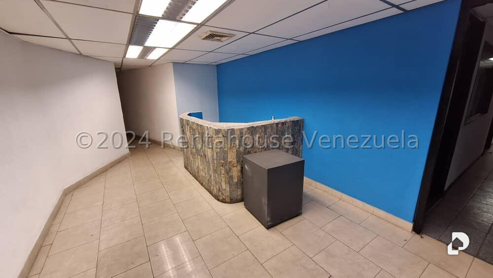 Local comercial en La Urbina, Caracas – 1