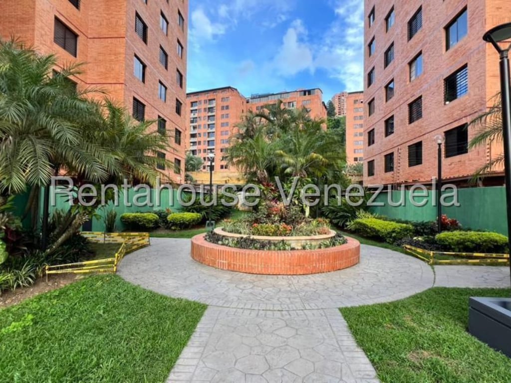 Apartamento en Colinas de La Tahona, Caracas - 1