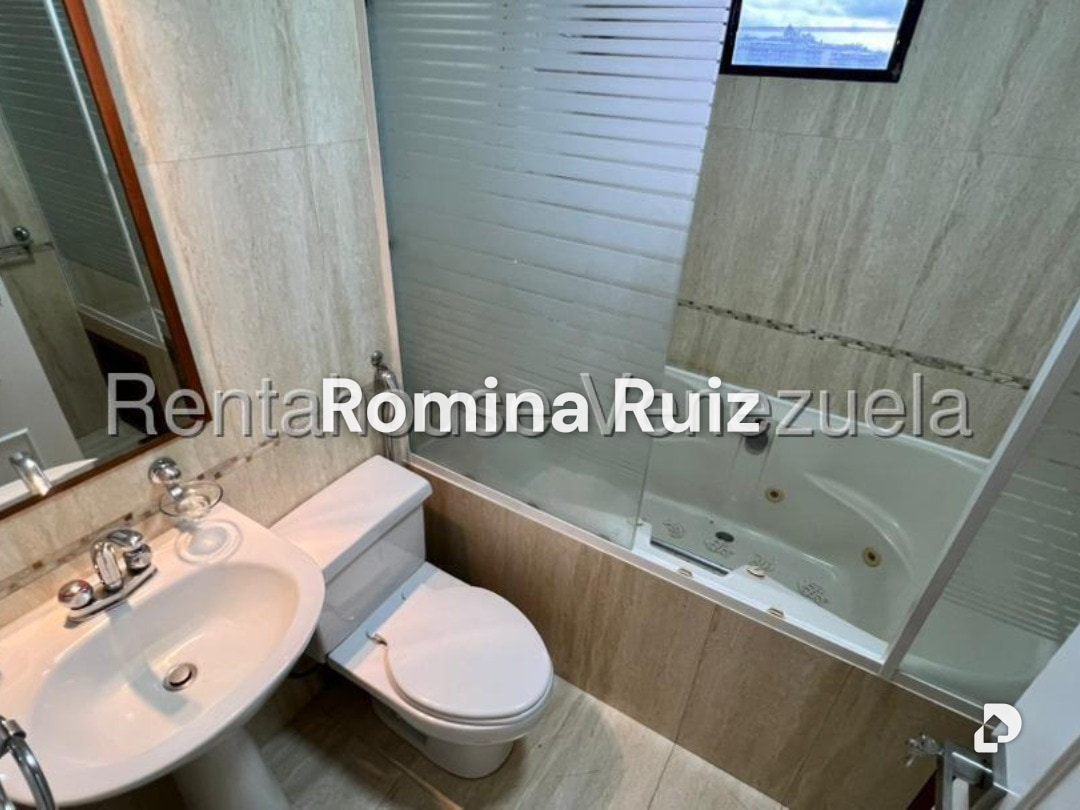 Apartamento en Colinas de La Tahona, Caracas – 18