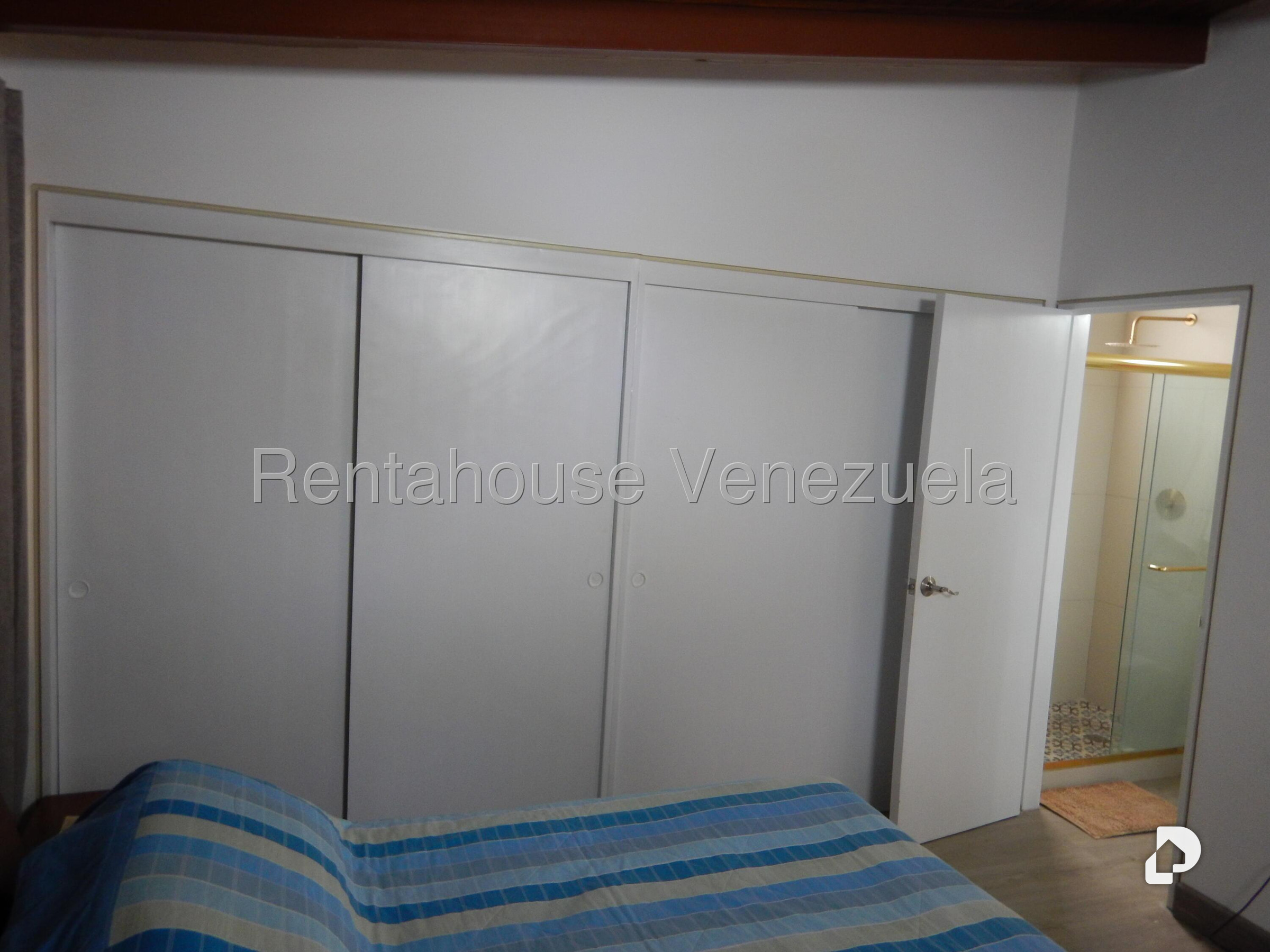 Casa en La Boyera, Caracas – 17