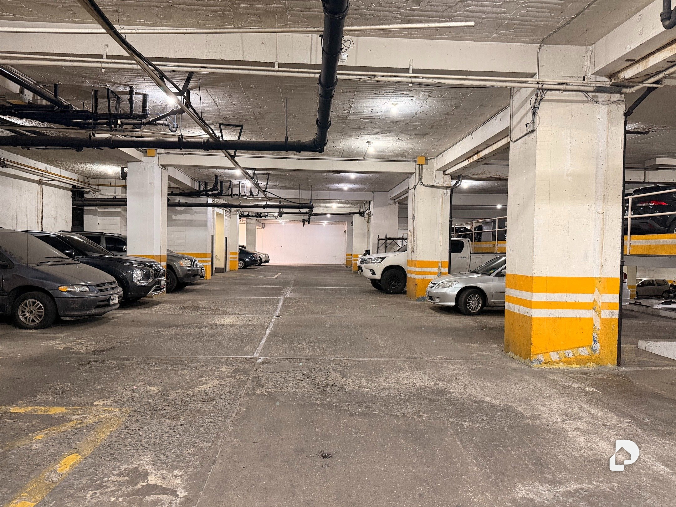 Apartamento en Campo Alegre, Caracas – 15