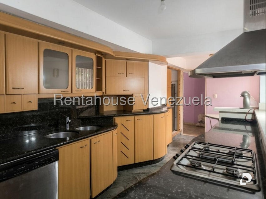 Apartamento en Los Naranjos, Caracas – 11