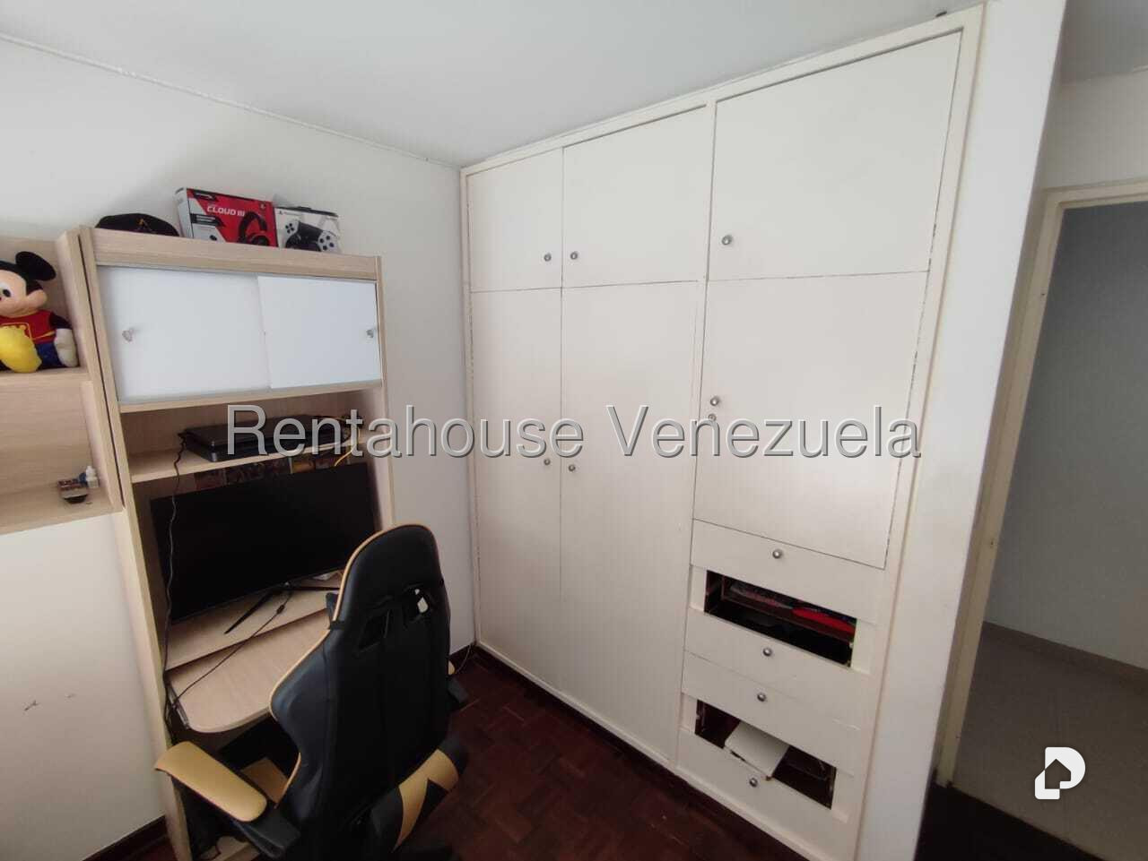 Apartamento en Los Naranjos de las Mercedes, Caracas – 26