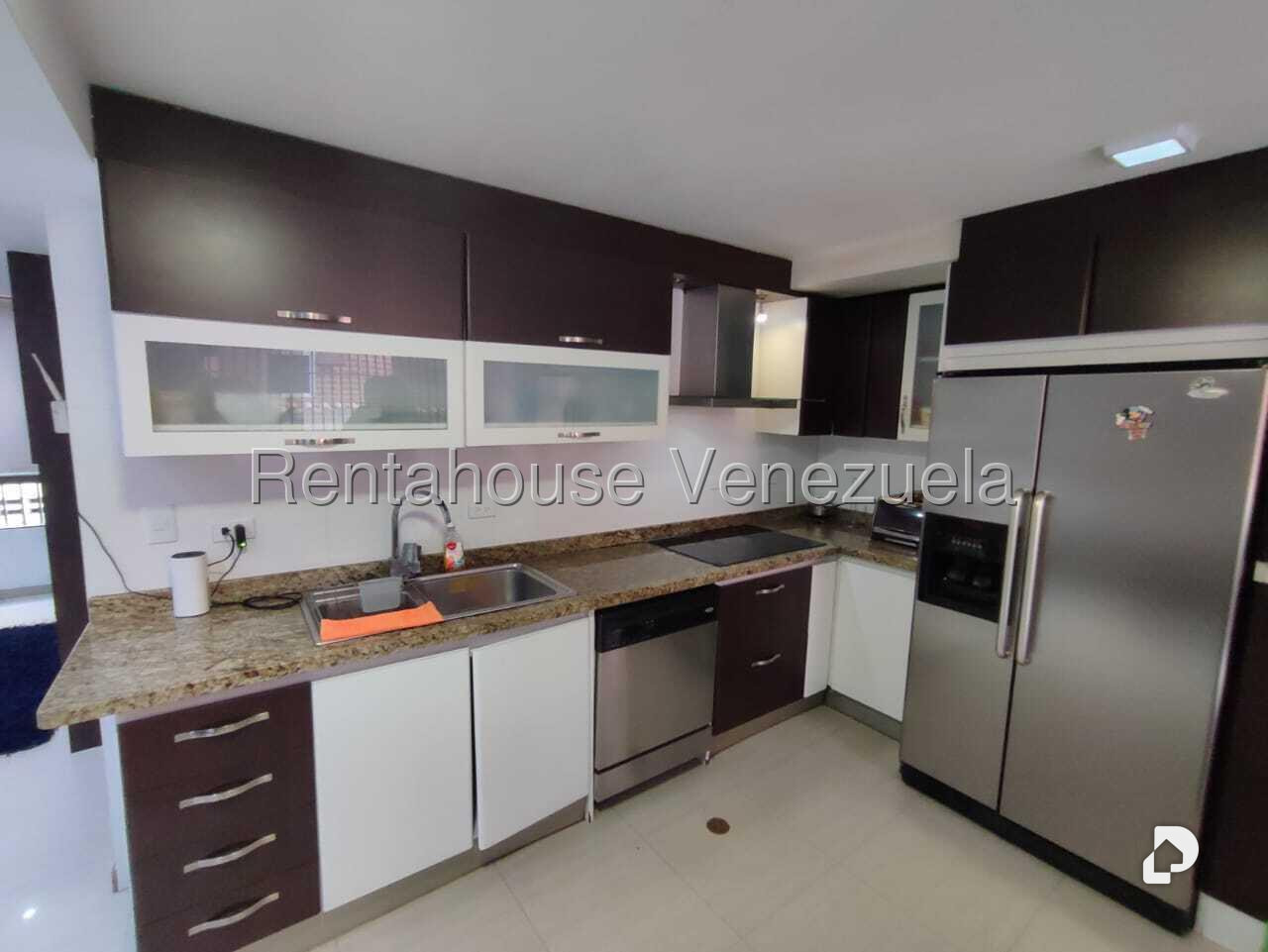 Apartamento en Los Naranjos de las Mercedes, Caracas – 30