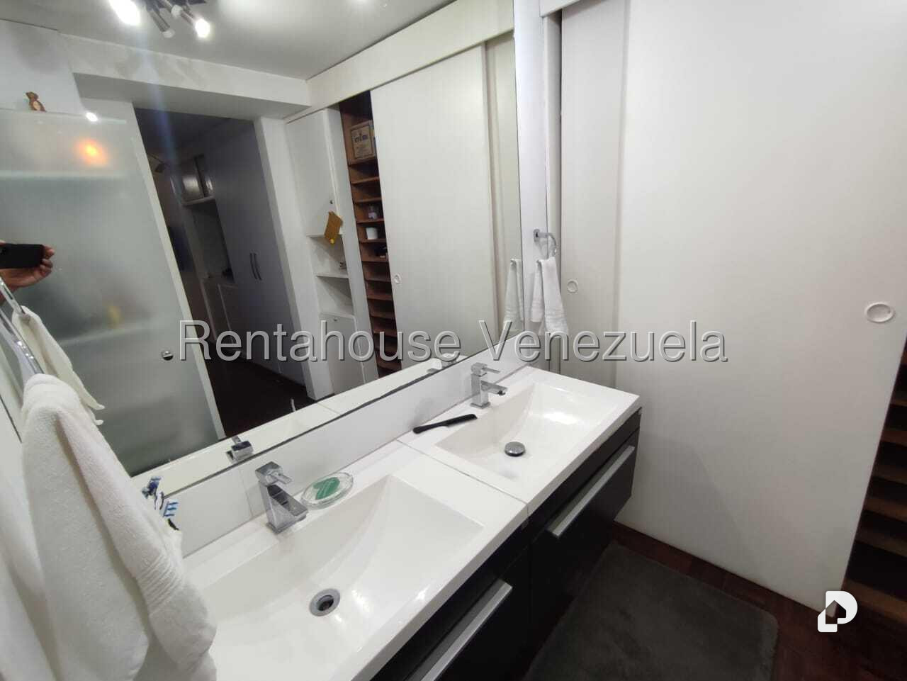 Apartamento en Los Naranjos de las Mercedes, Caracas – 10