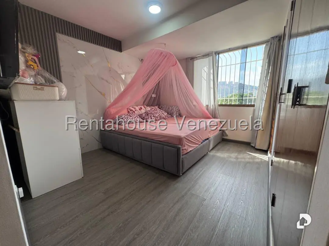 Apartamento en El Paraíso, Caracas – 8