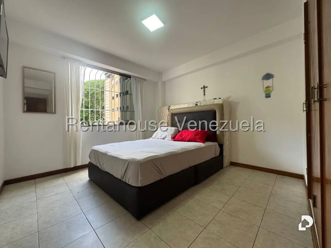 Apartamento en El Paraíso, Caracas – 12