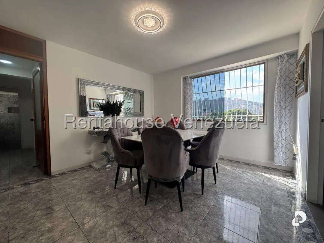 Apartamento en El Paraíso, Caracas – 5