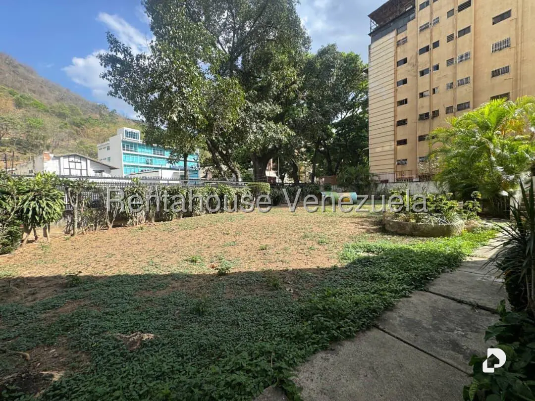 Apartamento en El Paraíso, Caracas – 18