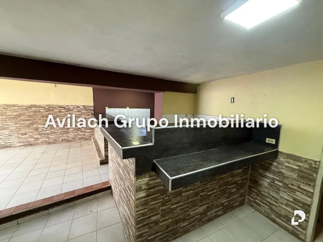 Local comercial en Kerdell, Valencia