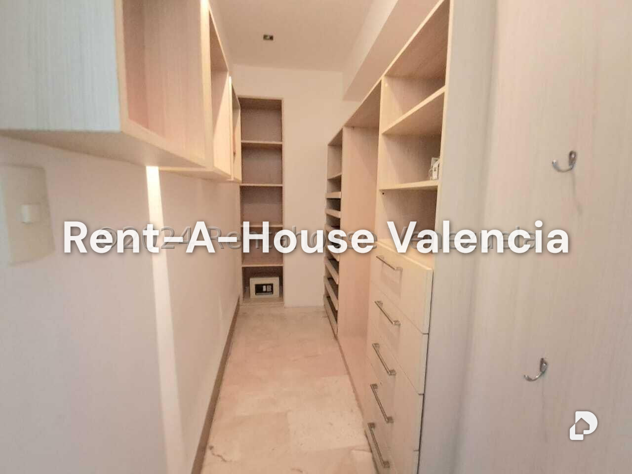 Apartamento en Valle Blanco, Valencia – 38
