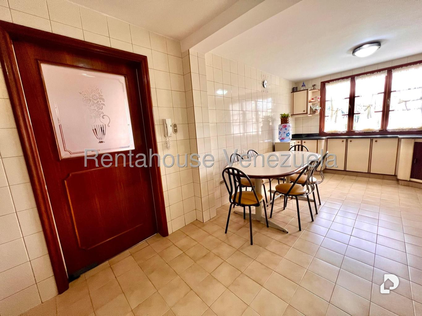 Casa en Los Naranjos (del Cafetal), Caracas – 17