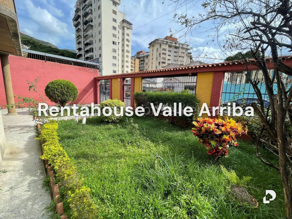 Casa en El Paraíso, Caracas – 6
