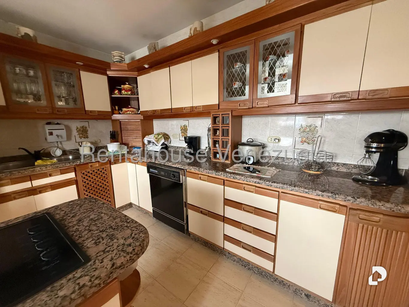 Apartamento en Terrazas del Ávila, Caracas – 14