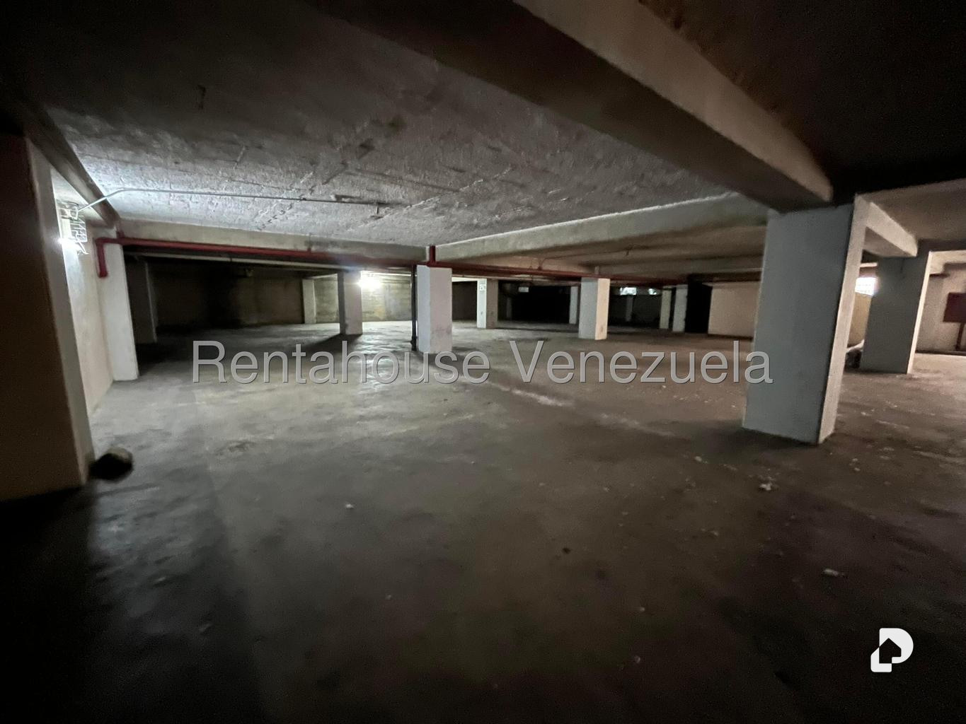 Terreno en La Urbina, Caracas – 22