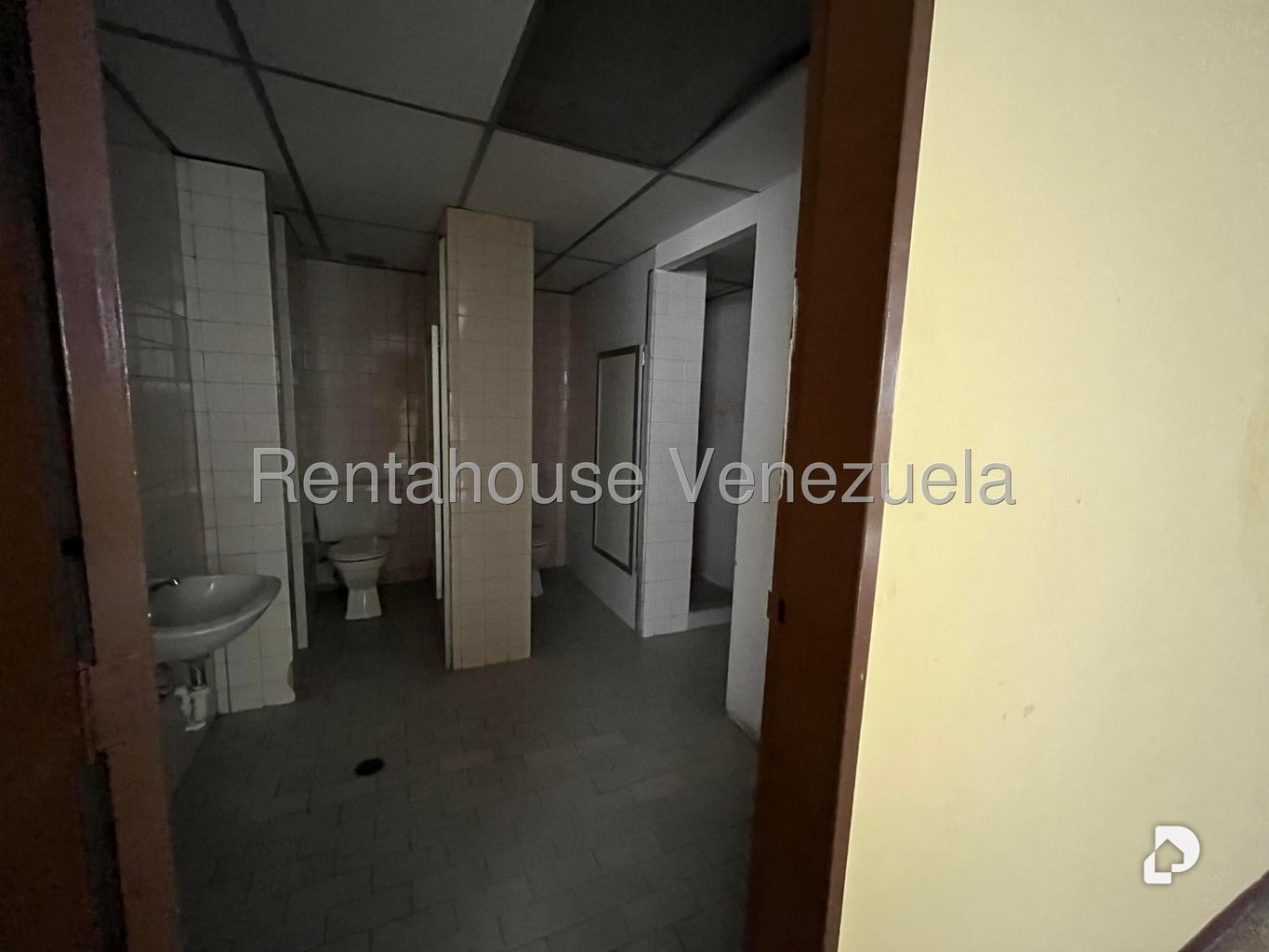Terreno en La Urbina, Caracas – 25