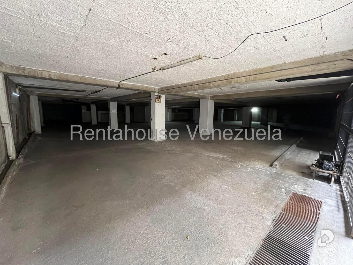 Terreno en La Urbina, Caracas – 23