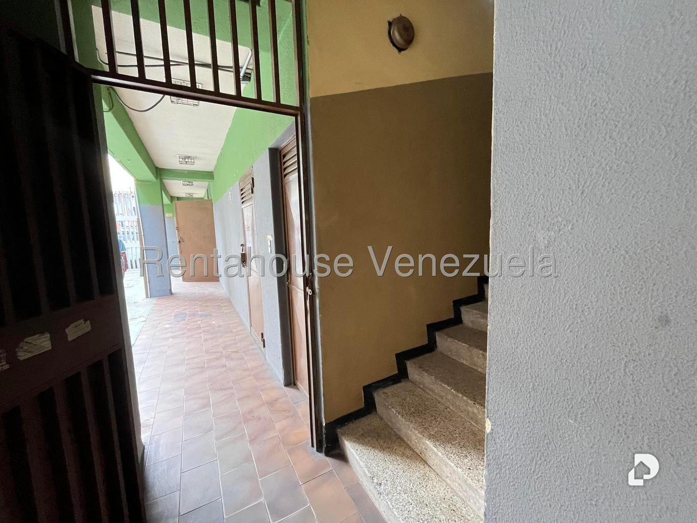 Terreno en La Urbina, Caracas – 24