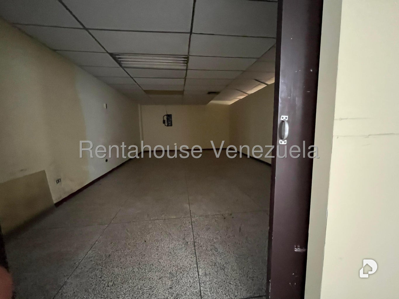 Terreno en La Urbina, Caracas – 12