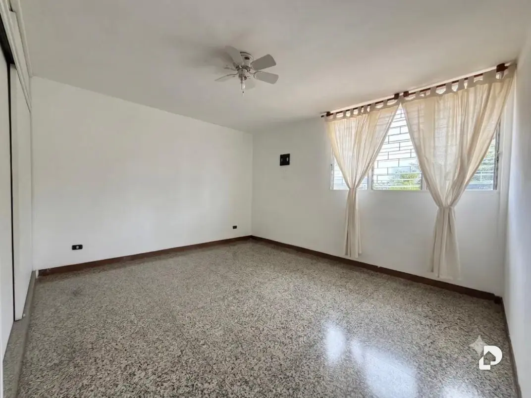 Casa en Macaracuay, Caracas – 12