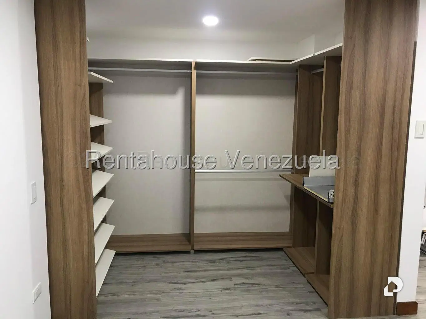 Apartamento en Santa Rosa de Lima, Caracas