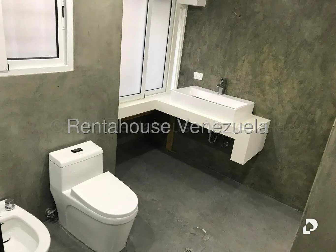 Apartamento en Santa Rosa de Lima, Caracas