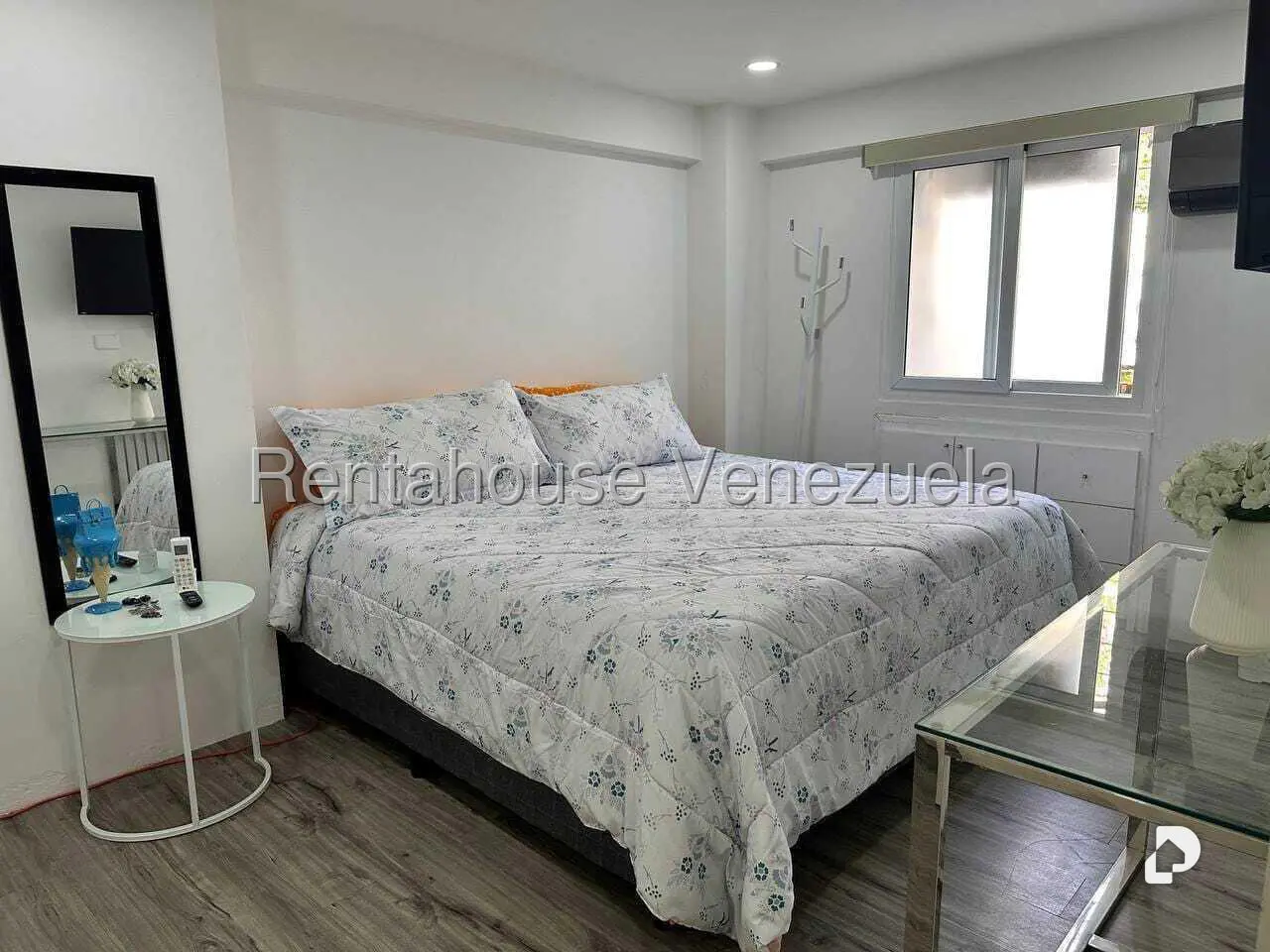 Apartamento en Santa Rosa de Lima, Caracas