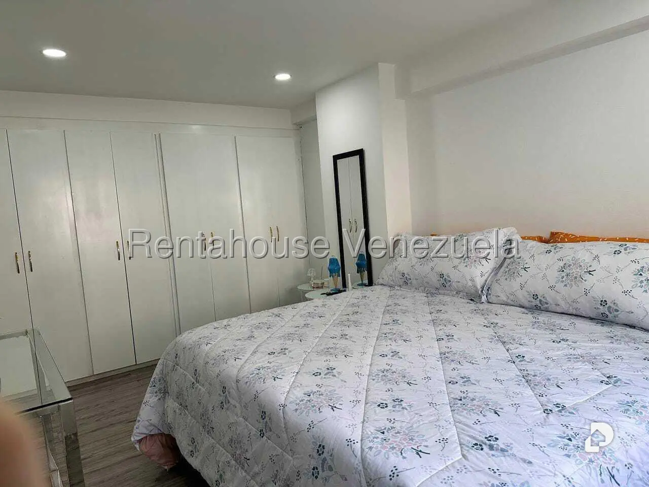 Apartamento en Santa Rosa de Lima, Caracas