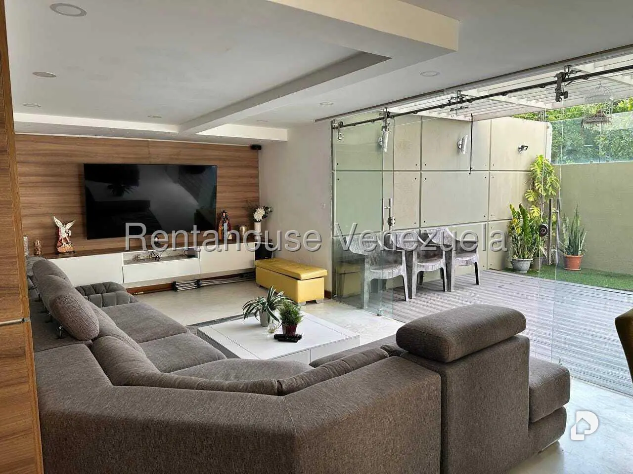 Apartamento en Santa Rosa de Lima, Caracas