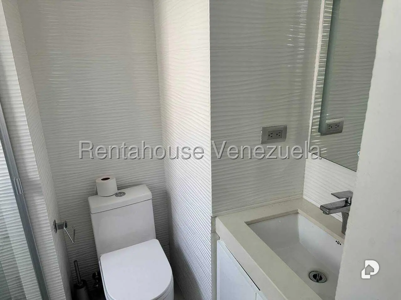 Apartamento en Santa Rosa de Lima, Caracas