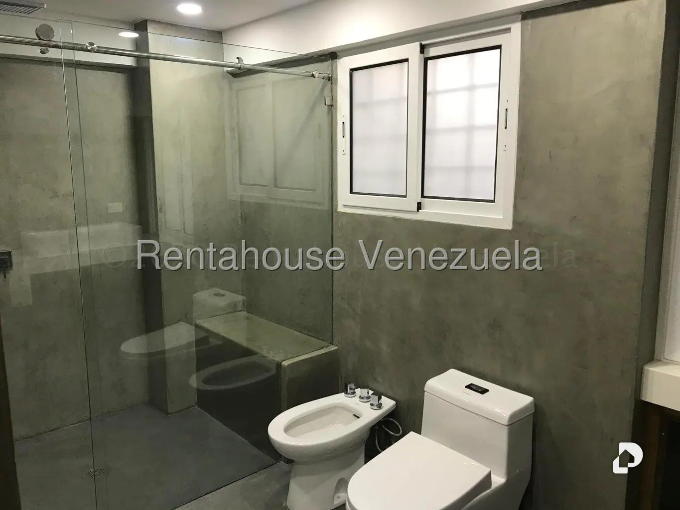 Apartamento en Santa Rosa de Lima, Caracas