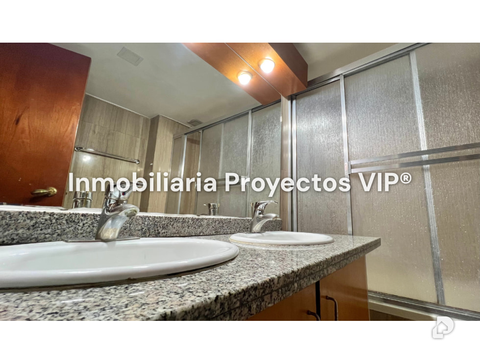 Apartamento en Lomas de La Lagunita, Caracas – 11