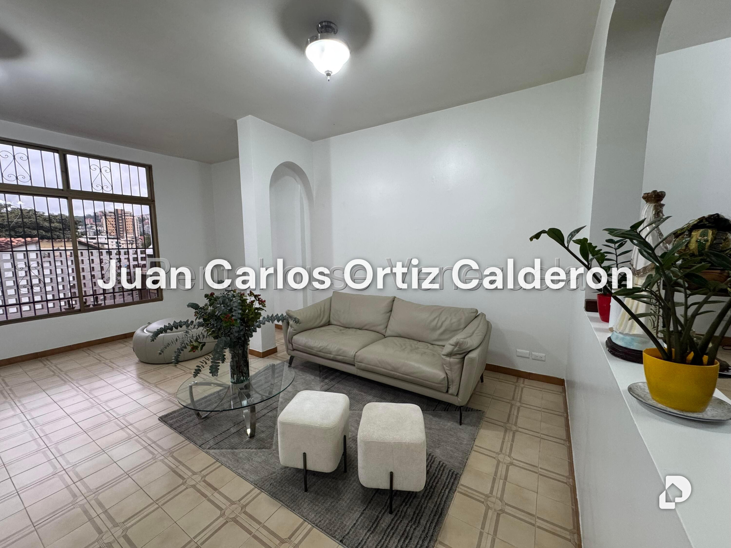 Casa en La Trinidad, Caracas – 21