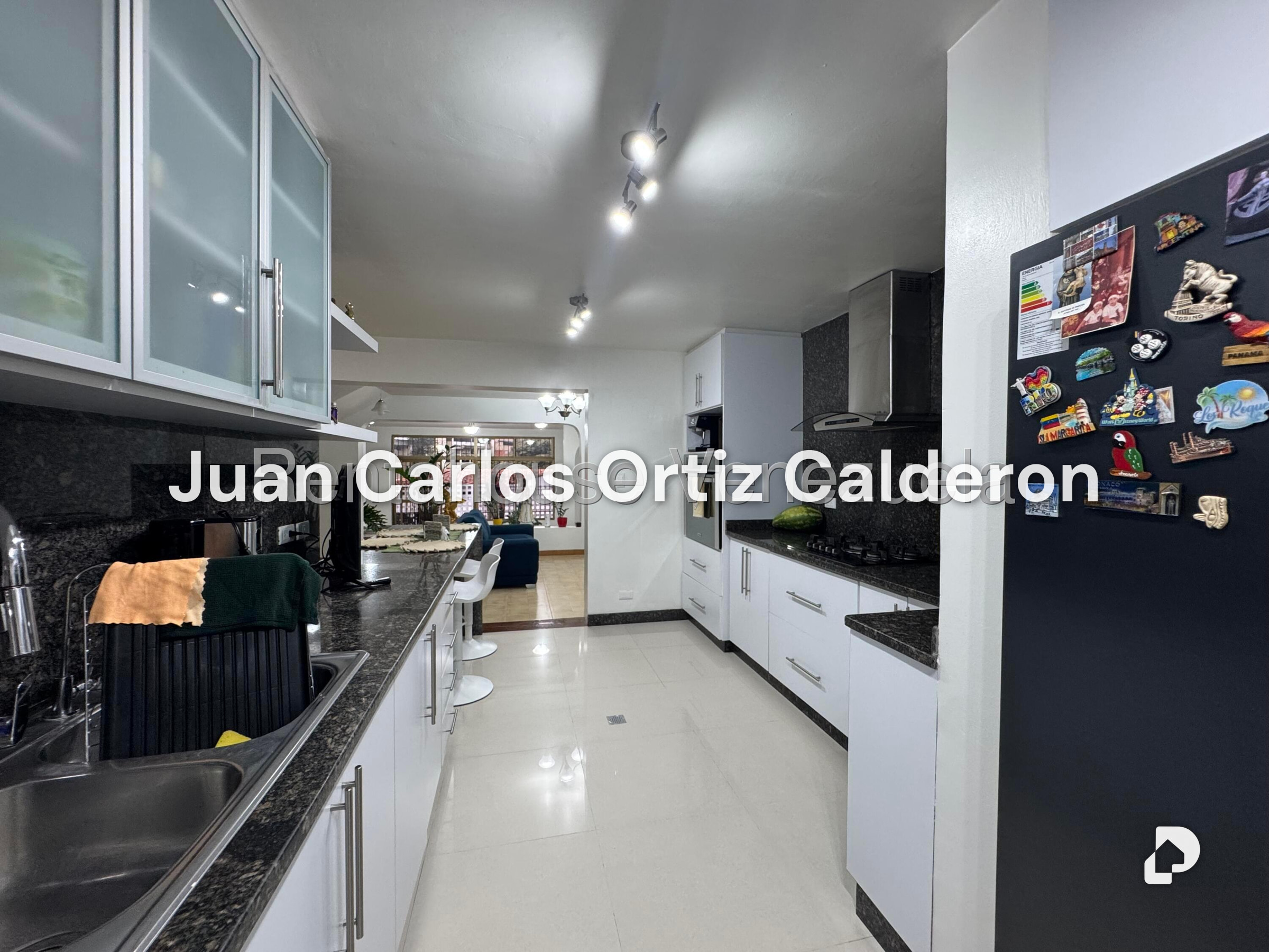 Casa en La Trinidad, Caracas – 17