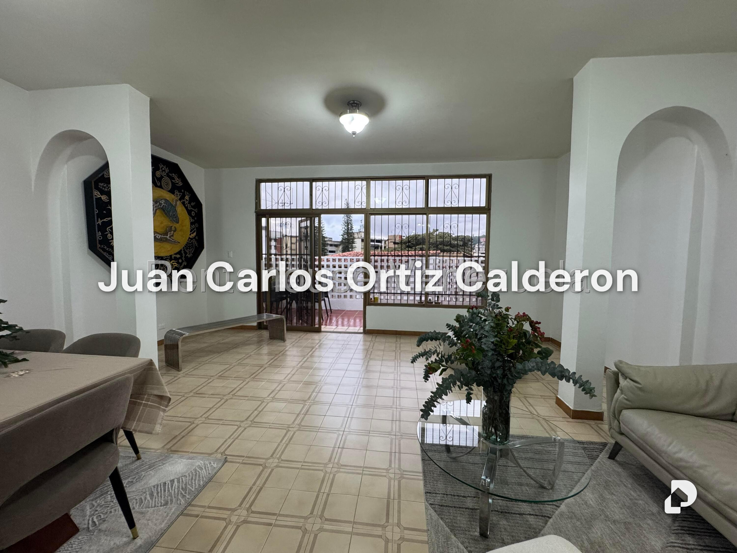 Casa en La Trinidad, Caracas – 22