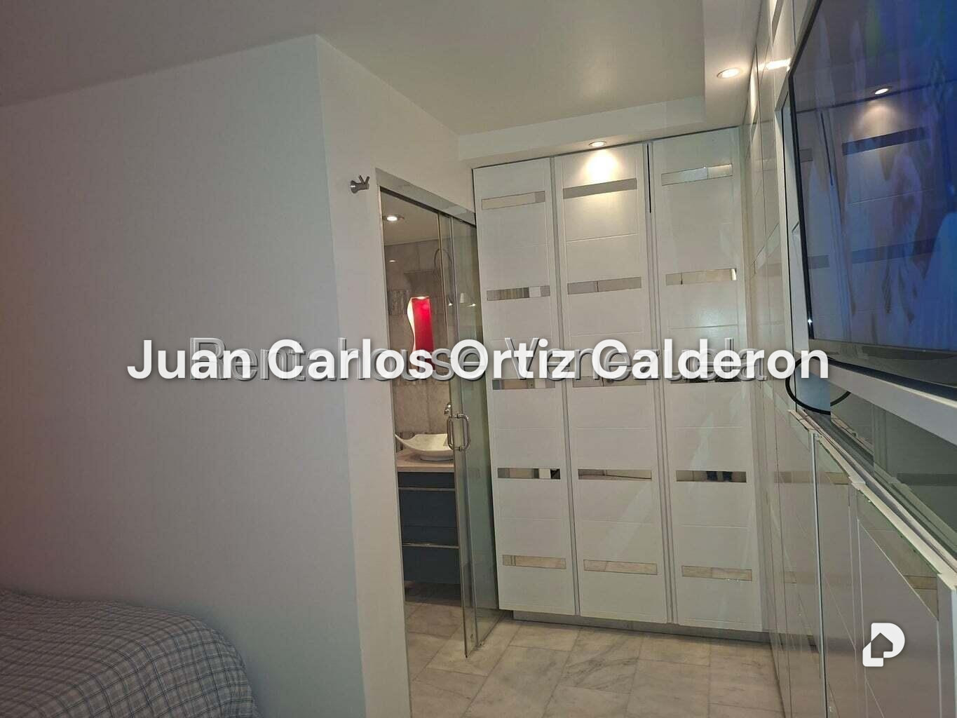 Apartamento en Los Palos Grandes, Caracas – 17