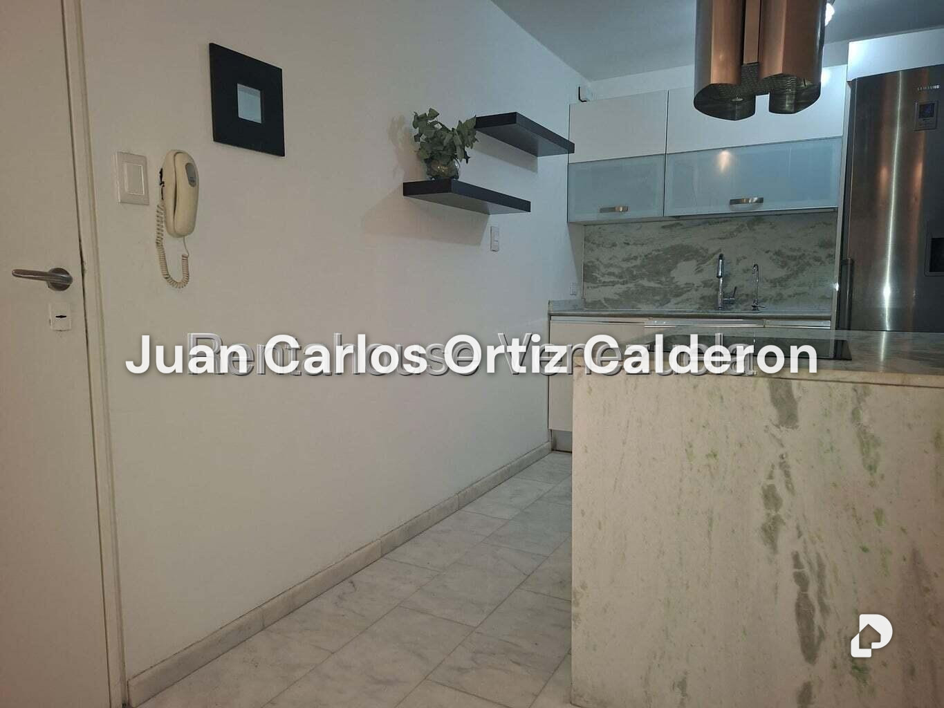 Apartamento en Los Palos Grandes, Caracas – 11
