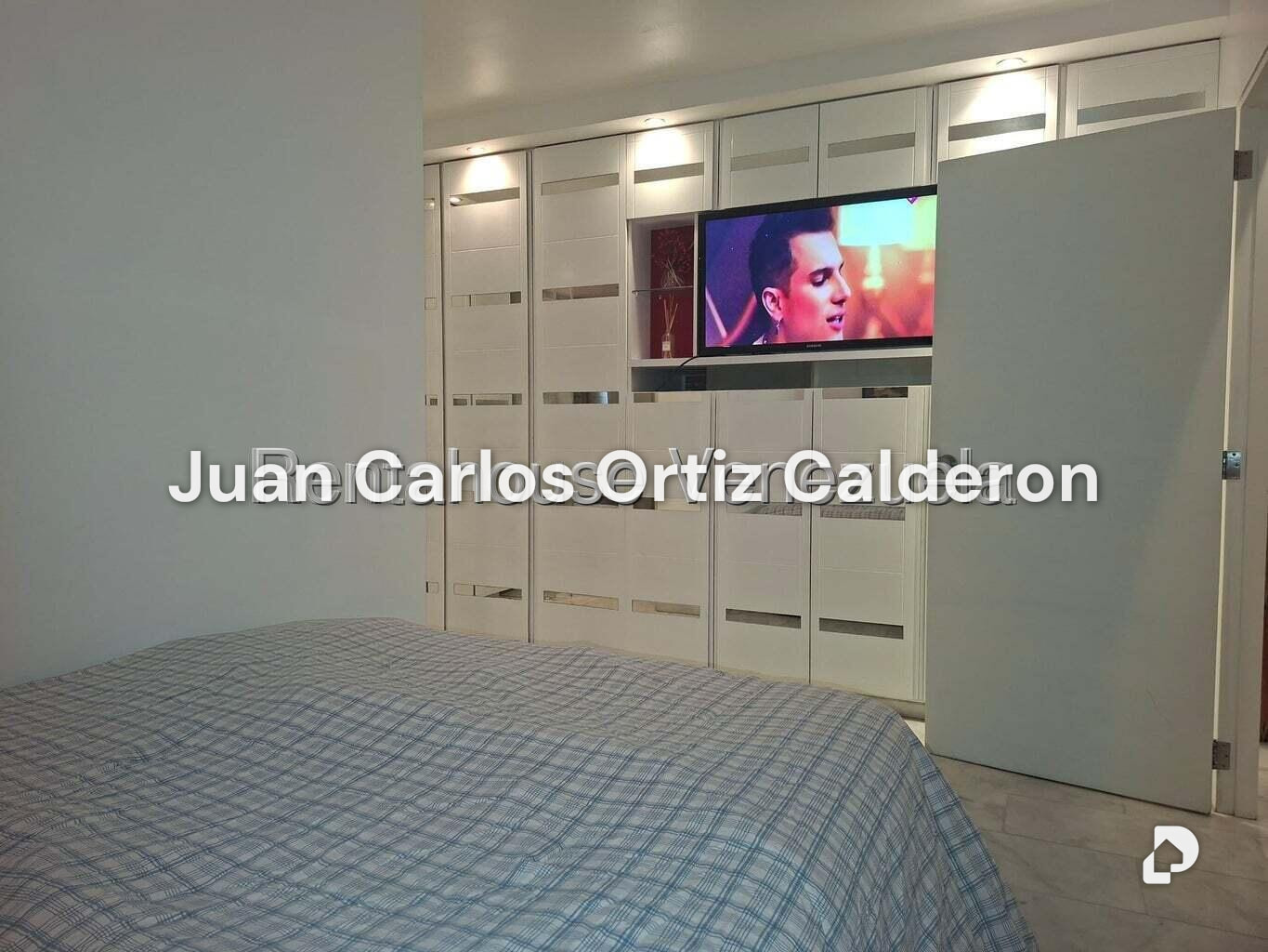 Apartamento en Los Palos Grandes, Caracas – 15
