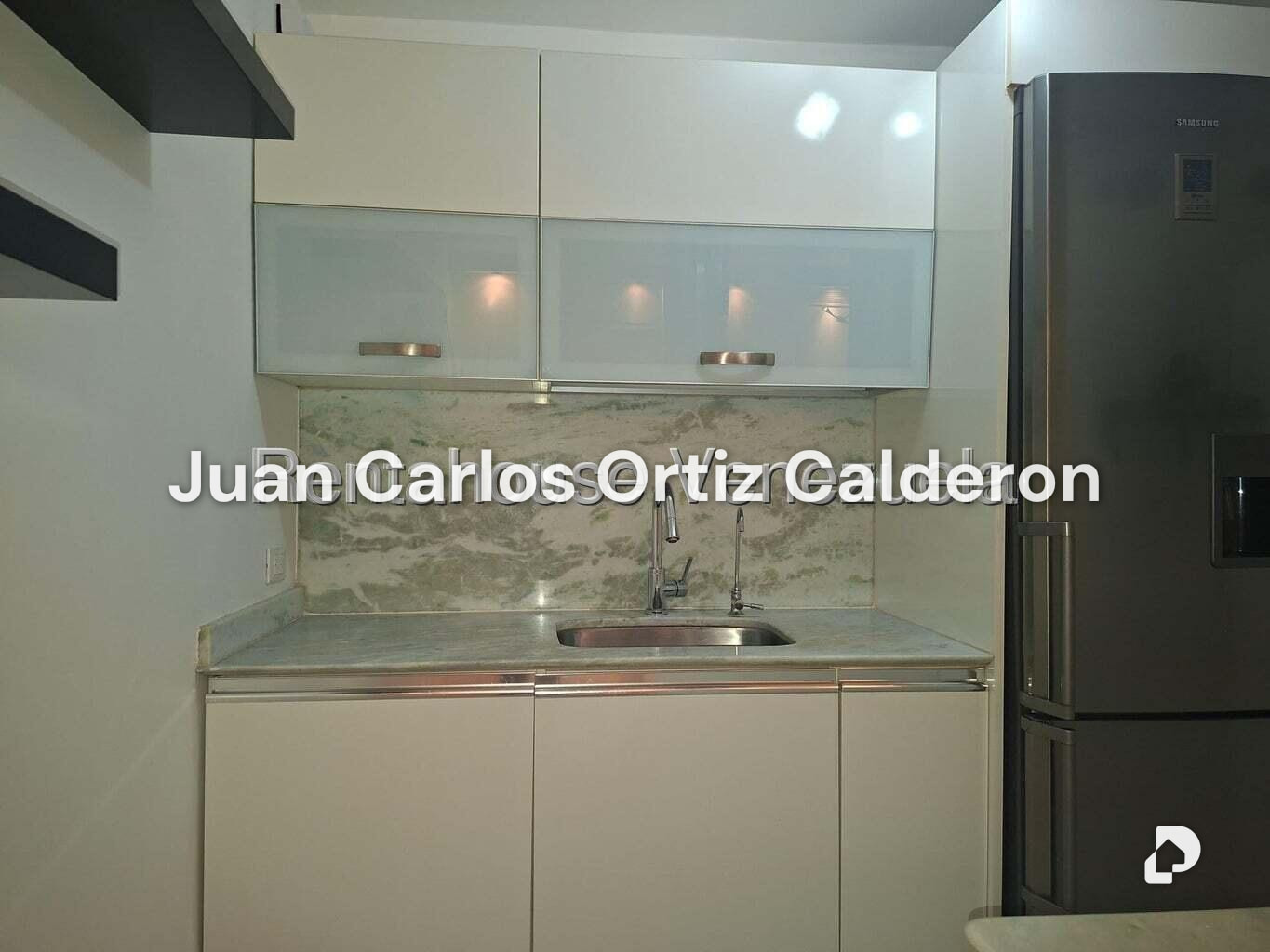 Apartamento en Los Palos Grandes, Caracas – 14