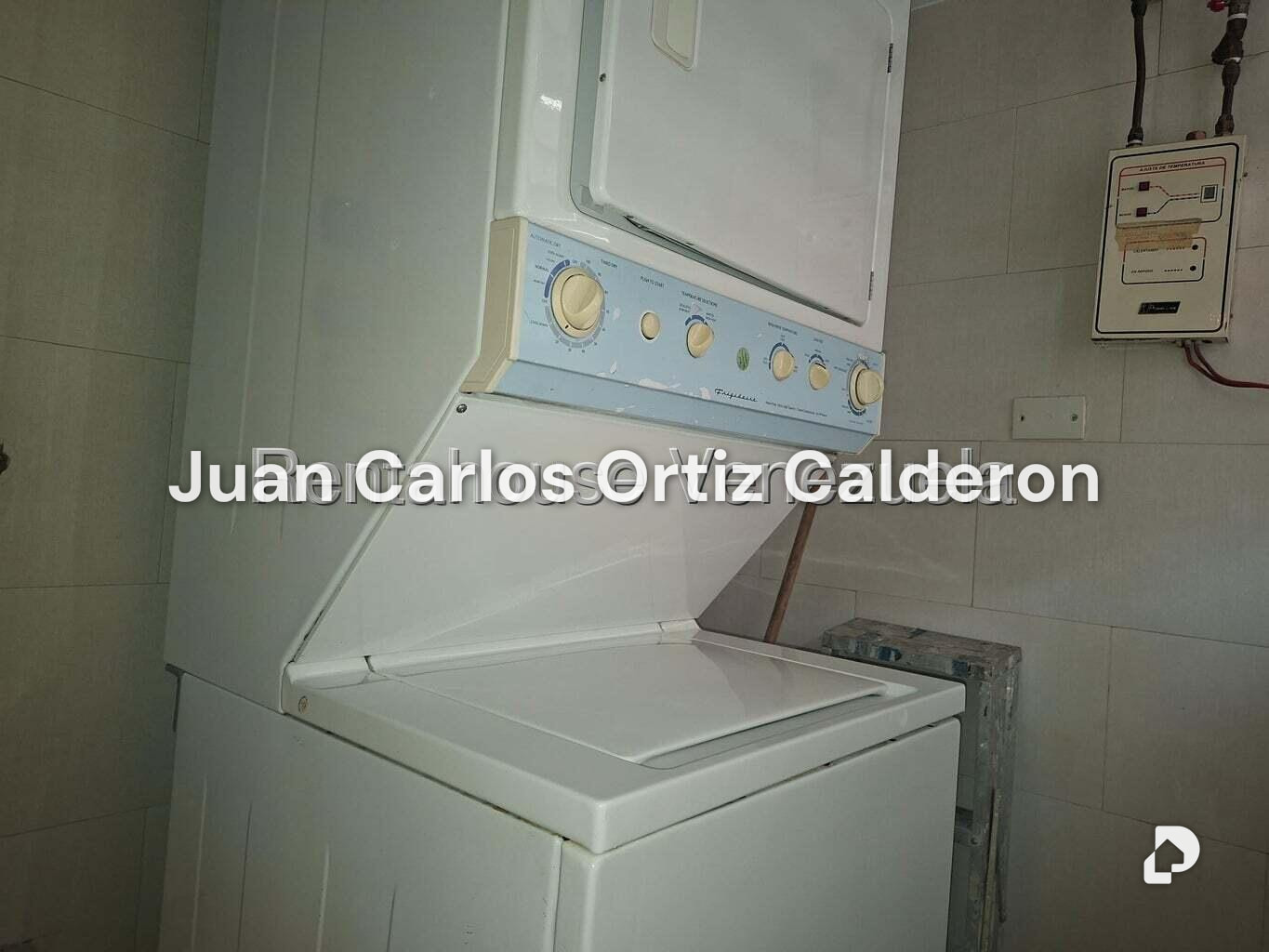 Apartamento en Los Palos Grandes, Caracas – 21